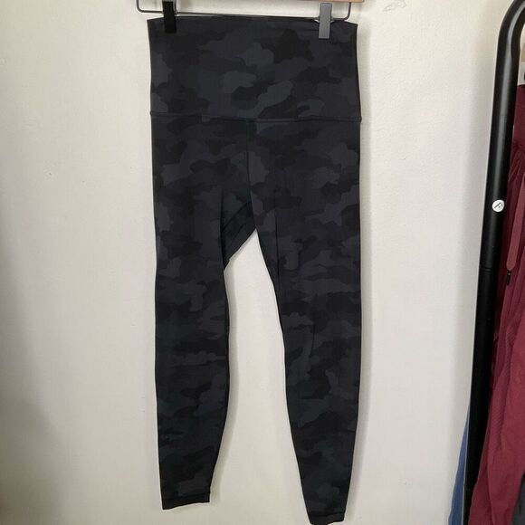 Lululemon Wunder Under High Rise Leggings - Picture 3 of 7